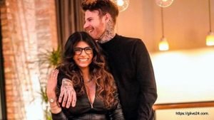 মিয়া খলিফা এবং তার স্বামী রবার্ট স্যান্ডবার্গ; 米娅哈利法和她的丈夫罗伯特桑德伯格 ; Mia Khalifa and her husband Robert Sandberg; ميا خليفة وزوجها روبرت ساندبرج ; मिया खलीफा और उनके पति रॉबर्ट सैंडबर्ग; میا خلیفہ اور ان کے شوہر رابرٹ سینڈبرگ