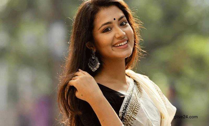 তাসনিয়া ফারিণের অস্ত্রোপচার