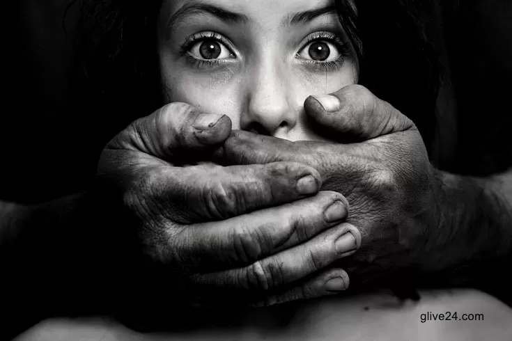 নাবালিকাকে সিনেমায় সুযোগ দেয়ার প্রলোভনে যৌন হেনস্তা, পরিচালক আটক