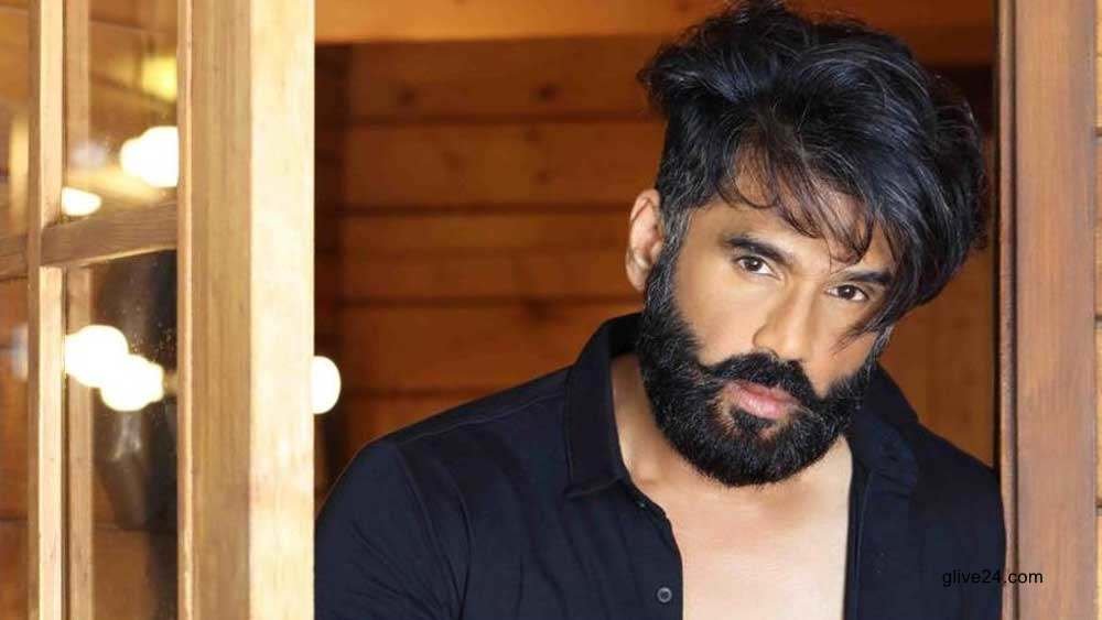 টমেটোর দাম বেশি হওয়ায় কম কিনছেন, কম খাচ্ছেন সুনীল শেঠি