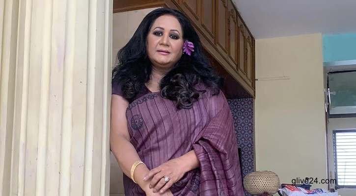 আমি খুবই বিপদে পড়েছি: ফাহমিদা নবী