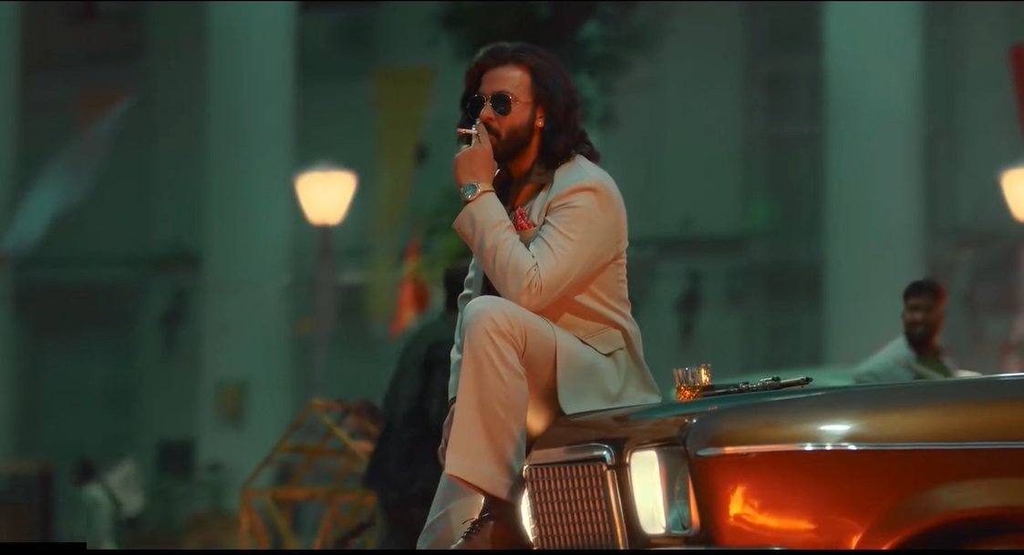 রেকর্ড গড়লেন তুফান