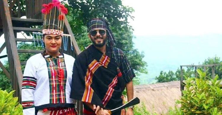 নিজের ভাইরাল ছবি নিয়ে বিব্রত সিয়াম